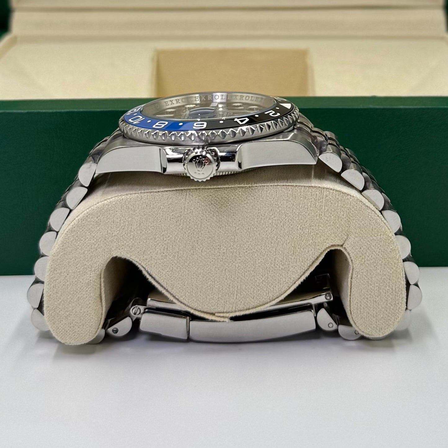 R - GMT M II